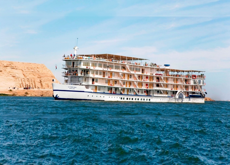 Movenpick Prince Abbas Lake Cruise 